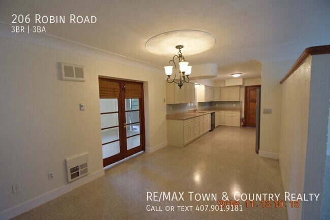 Building Photo - 206 Robin Rd