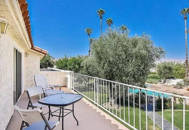 Building Photo - 336 Desert Falls Dr E