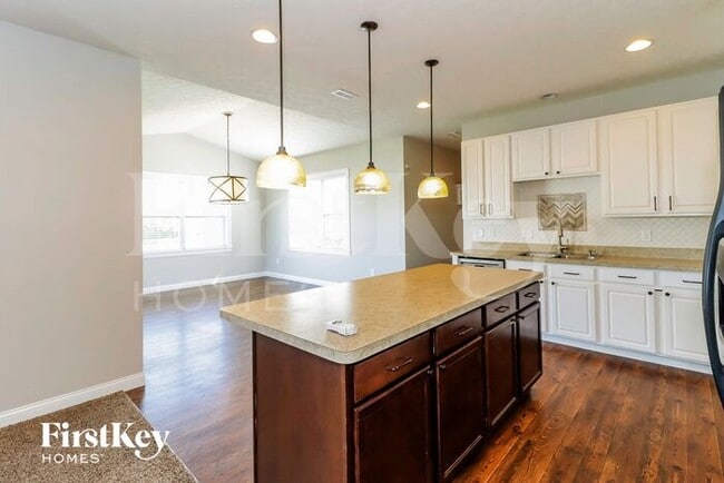Building Photo - 4290 Yellow Prairie Dr