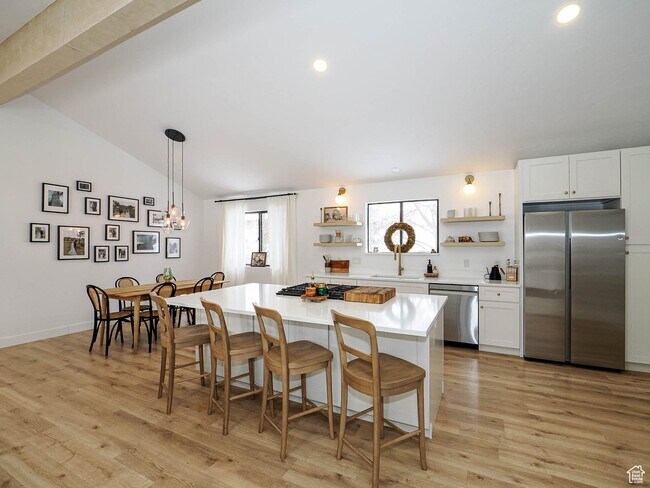 Building Photo - 9888 Borg Dr