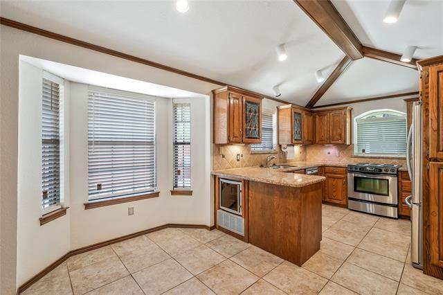 Building Photo - 153 Creek Courts Dr