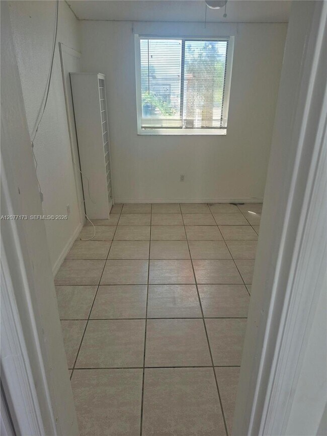 Building Photo - 11285 SW 43rd St