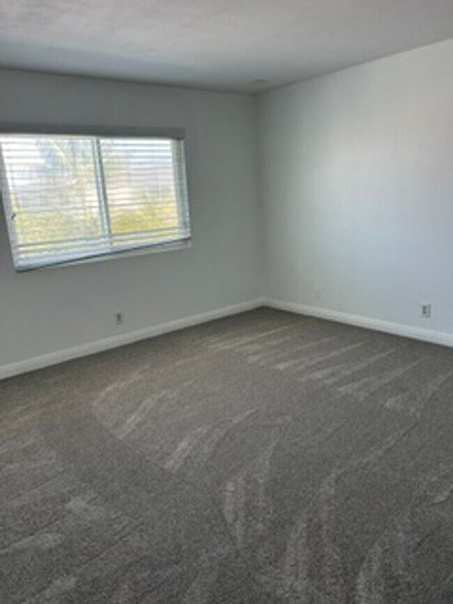 Building Photo - Spacious 4BR Home with Gated Pool, Chef’s Kitchen & 3-Car Garage