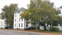 Building Photo - 2-STORY CONDO IN HEART OF PORTSMOUTH! 2 BED/2 BATH!