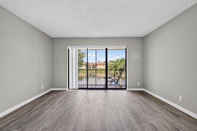 Building Photo - 629 Sea Pine Way