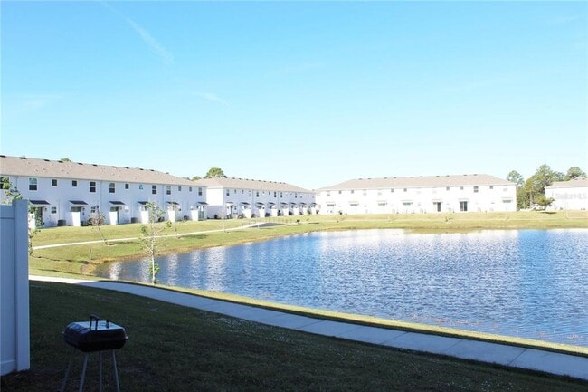 Building Photo - 7405 Stone Crk Trl