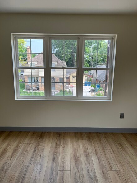 Building Photo - 4841 N Kenwood Ave