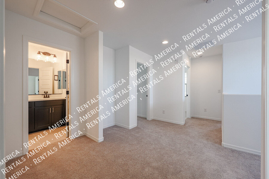 Building Photo - 3768 N 99th Dr
