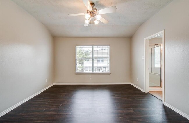 Building Photo - 25266 Boulder Bend Ln