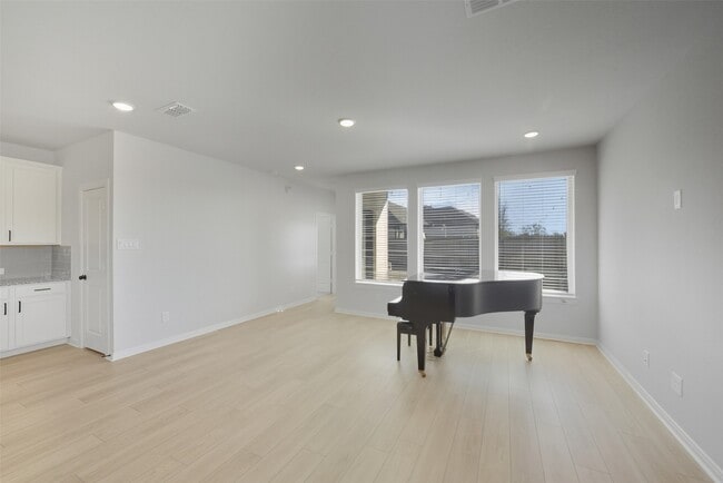 Building Photo - 13102 Verde Oaks Trl