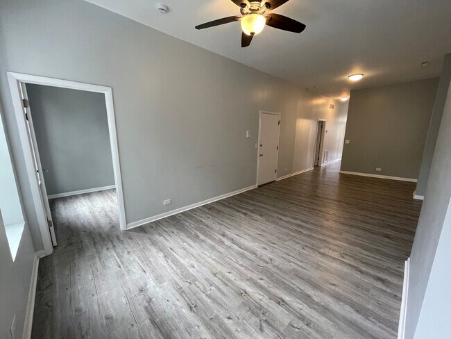 Building Photo - 1436 W Taylor St