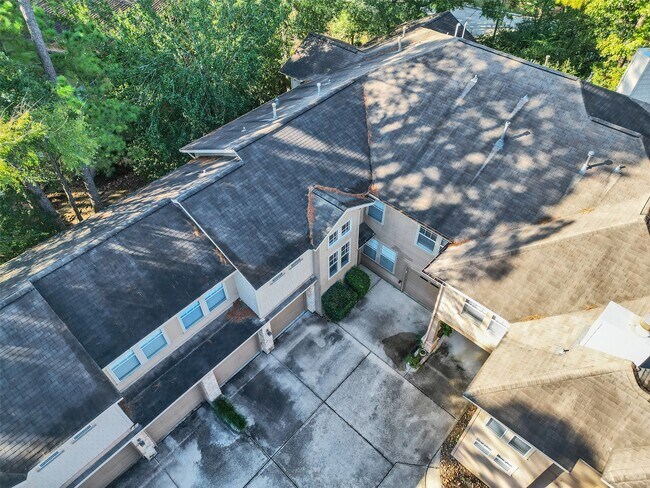 Building Photo - 83 Scarlet Woods Ct