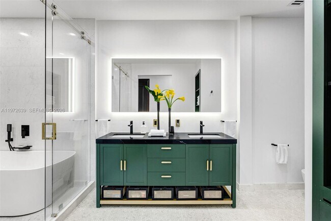 Building Photo - 3020 McDonald St