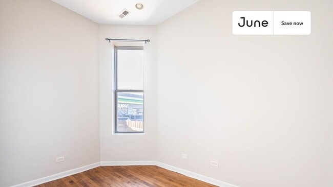 Building Photo - 1945 W Cermak Rd