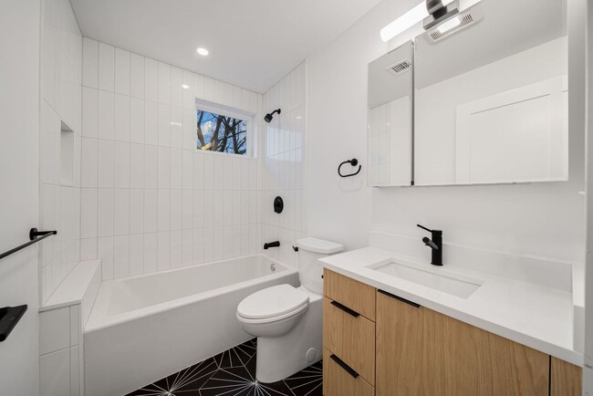 Building Photo - All New. In-Unit Washer and Dryer, Central...