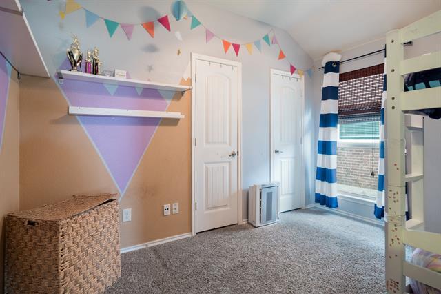 Building Photo - 1120 Cheyenne Dr