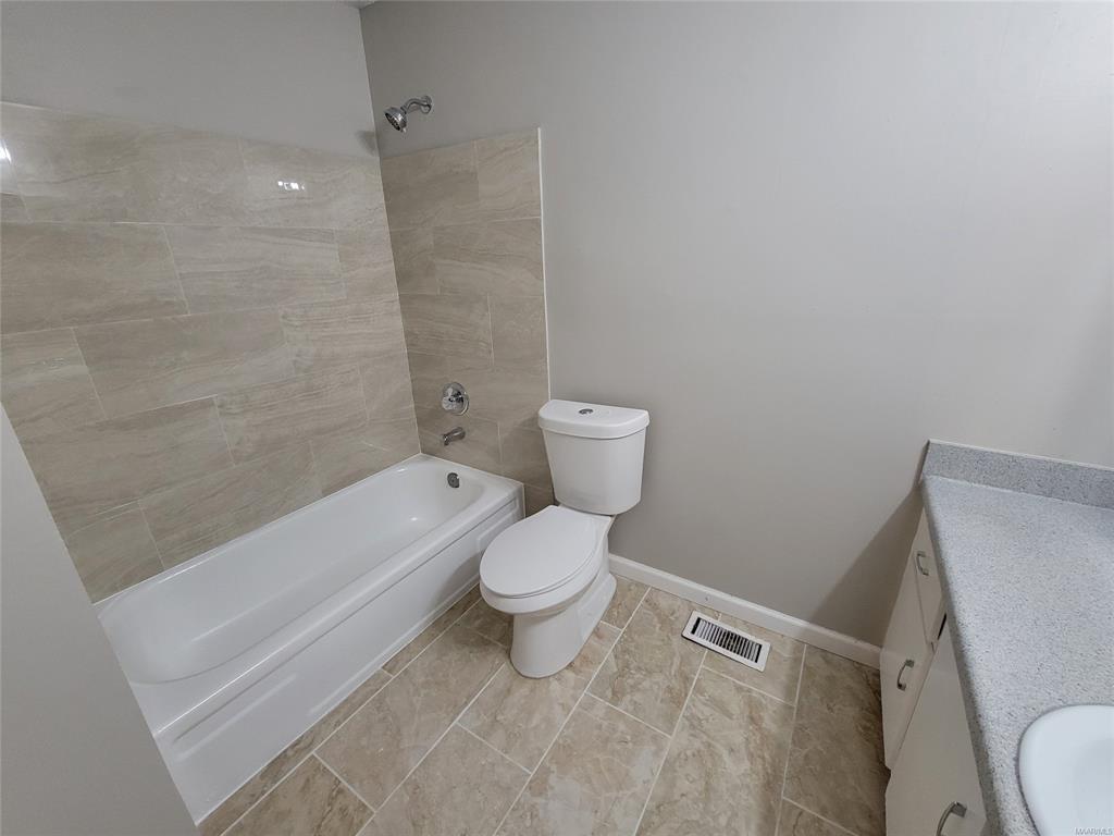 Building Photo - 3439 Malabar Rd