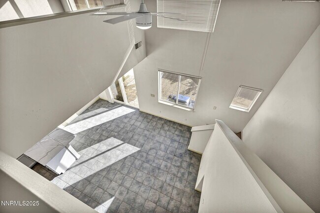 Building Photo - 9250 Lone Wolf Cir