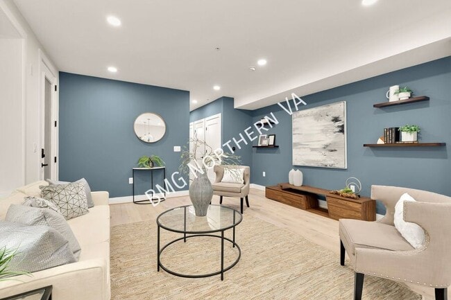 Building Photo - 2829 13th St NW