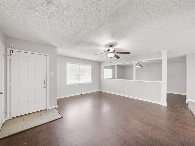 Building Photo - 3006 14th Ave N