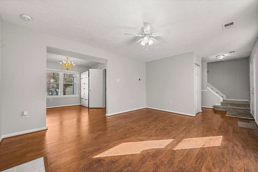 Building Photo - 4001 Bittern Ct