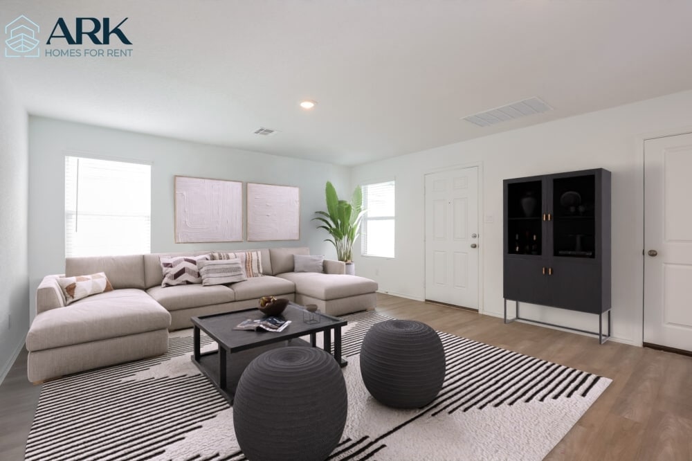 Building Photo - 13811 Weir Pl