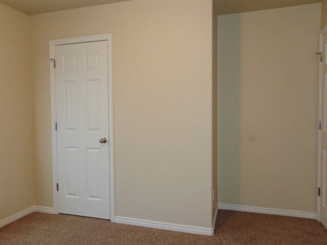 Building Photo - 7418 Ute Dr