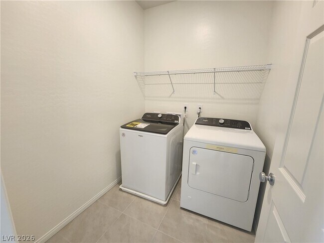 Building Photo - 1553 Crowned Eagle St