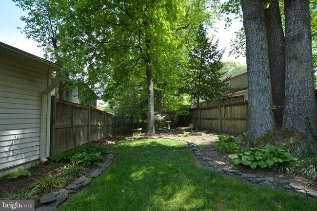 Building Photo - 7307 Fathom Ct