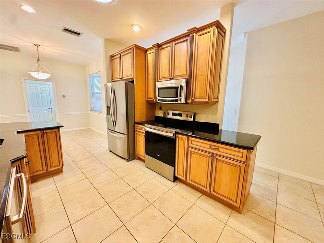 Building Photo - 12259 Championship Cir