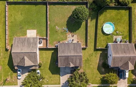 Building Photo - 1757 Mossberg Dr