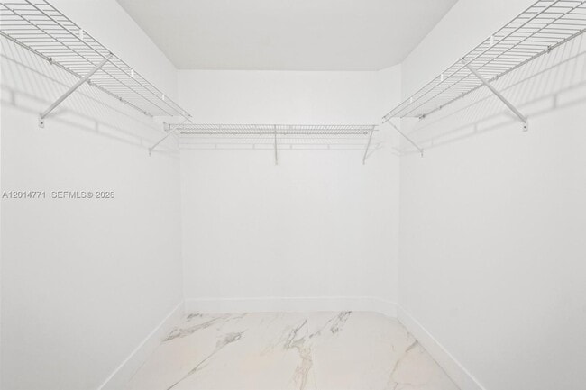 Building Photo - 300 S Biscayne Blvd