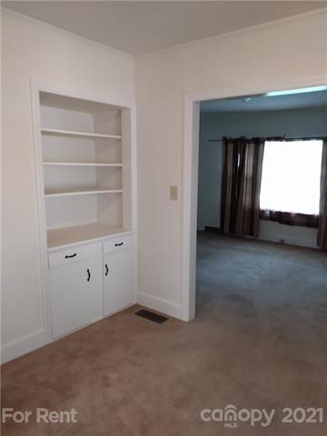 Building Photo - 1106 Balthis Dr