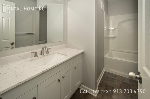 Building Photo - 10186 Haskins-