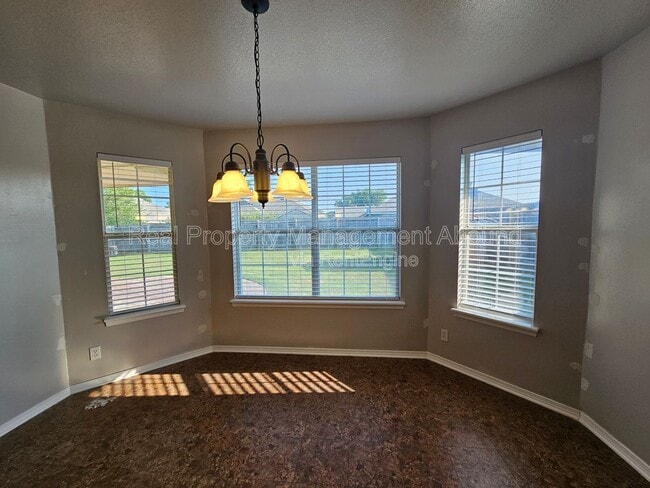 Building Photo - 11003 East 119th St N