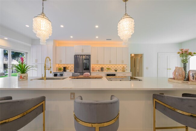 Building Photo - 3615 Sherwood Blvd