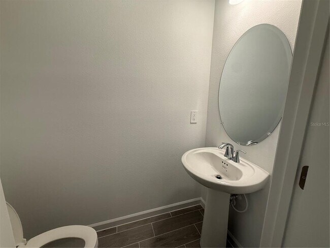 Building Photo - 3674 SE 37th Ct