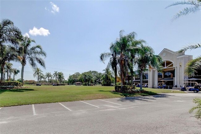 Building Photo - 260 Woodlake Ln