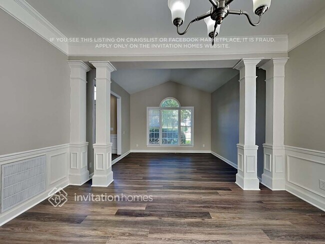 Building Photo - 8227 Beardsley Dr