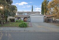 Building Photo - A Clean, Well-Sized Home With Solar in Woodland