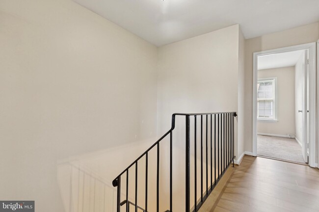 Building Photo - 3413 Tendril Ct