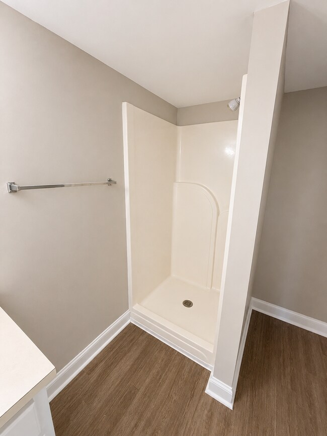 Building Photo - Three bedroom, 2.5 bath house in Graham