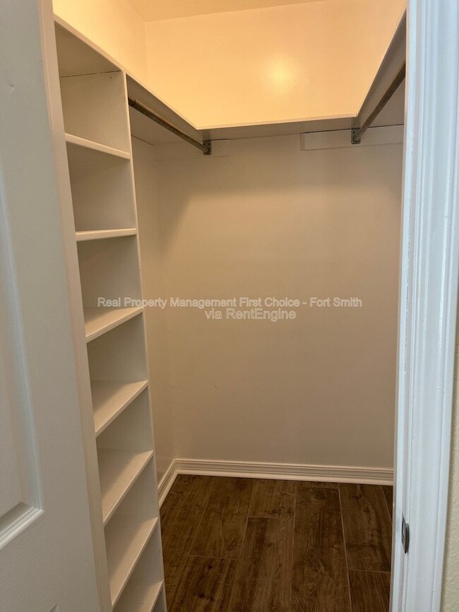 Building Photo - 3200 S 56th St