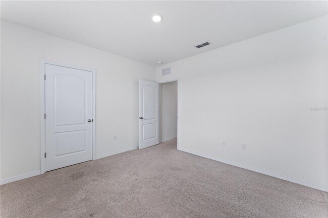 Building Photo - 5038 Foxglove Cir