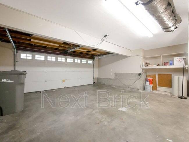 Building Photo - 1819 211th Way NE
