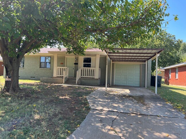 Building Photo - Newly remodeled three bedroom home for Rent