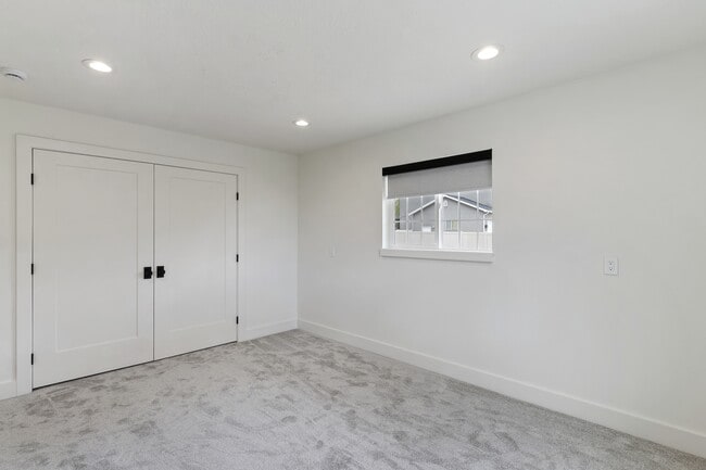 Building Photo - 3645 W Gentile St