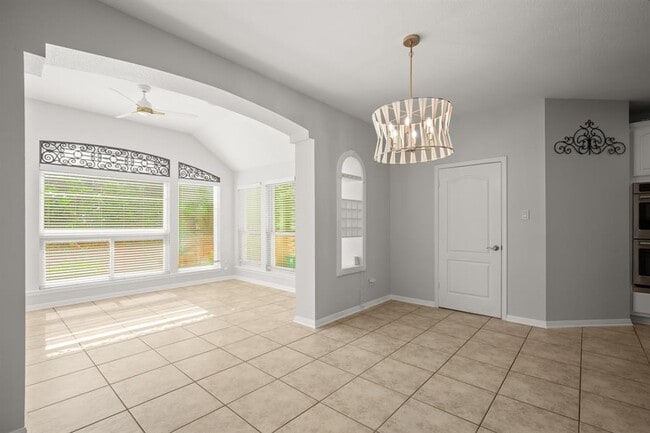 Building Photo - 6612 Casimir Cove