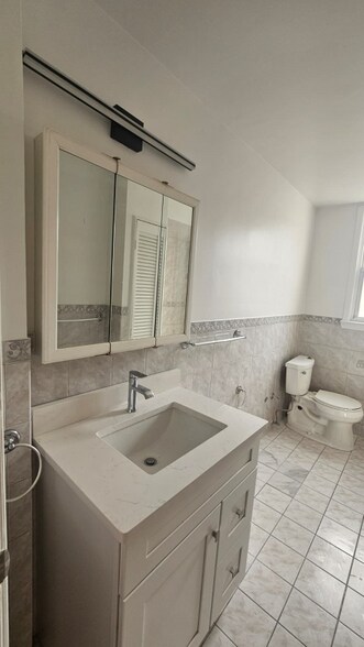 Primary Photo - 53 Brill St
