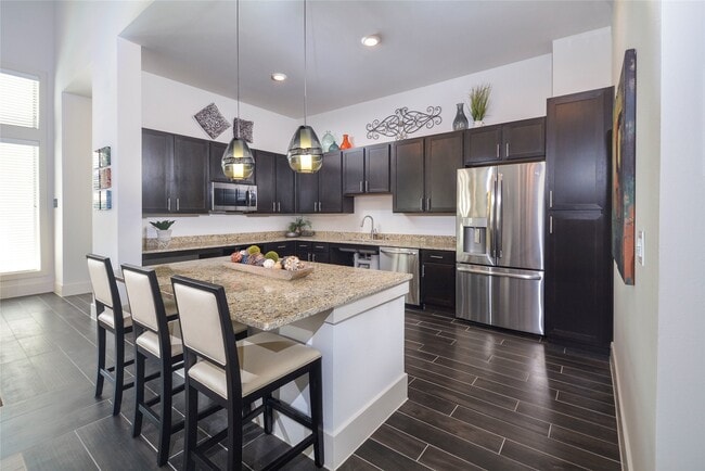 Building Photo - 10148 Culebra Rd